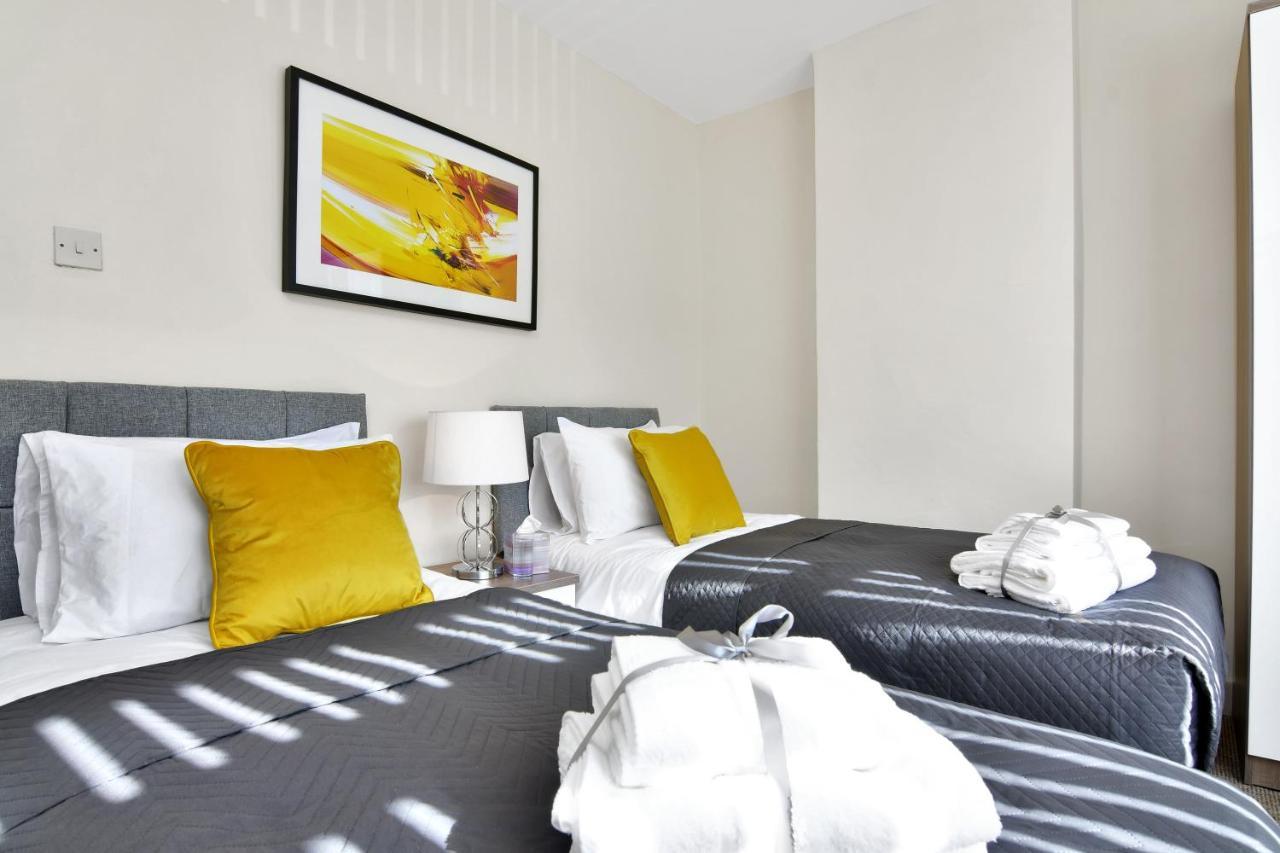 Xclusive Living Stay Near Airport & Nec, The Whitecroft Sheldon  Eksteriør bilde